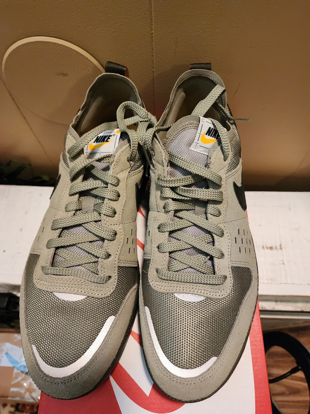 Nike City Surplus Mens Army Olive-Tan and Black Rugged Trail Sneaker - Picture 8 of 9